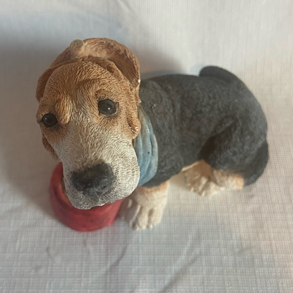 STONE CRITTERS  Majestic Basset Hound with Food Dish Figuine SC-362 - Picture 3 of 7